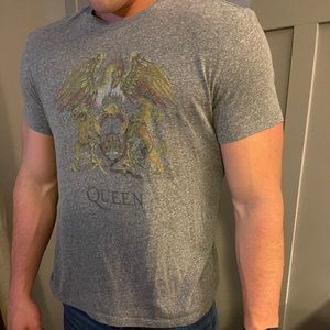 John Varvatos size L t shirt